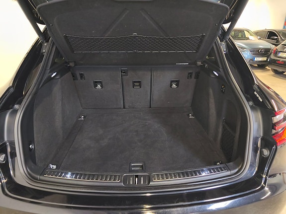 Porsche Macan S 16 of 21
