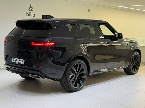 Land Rover Range Rover Sport 4 of 24