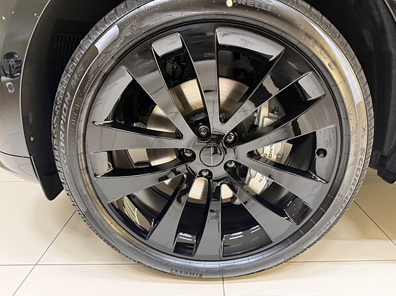 Land Rover Range Rover Sport 7 of 24