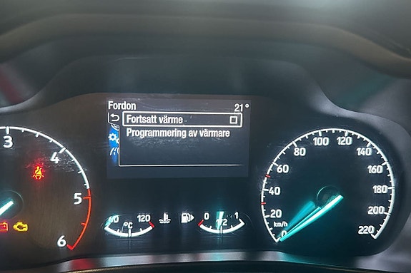 Ford Transit Connect 11 of 18