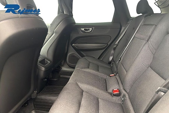 Volvo XC60 17 of 23