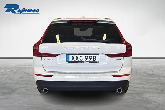 Volvo XC60 4 of 23