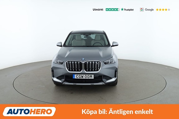 BMW iX1 9 of 30