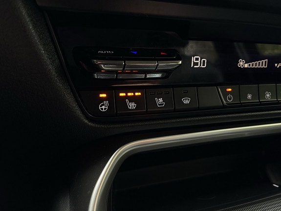 Mazda CX-60 20 of 25