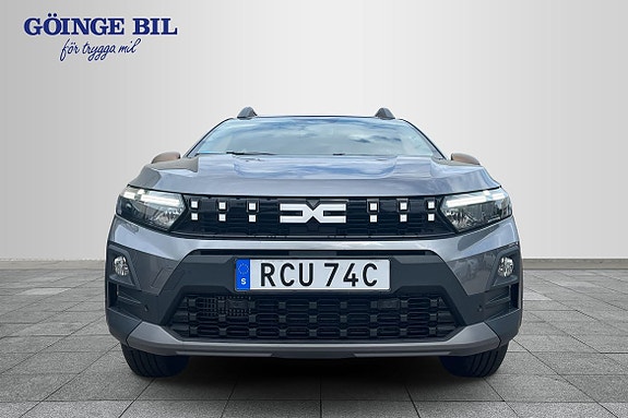 Dacia Sandero Stepway 2 of 15