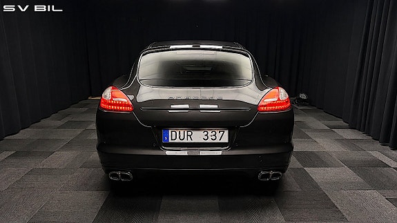 Porsche Panamera 4S 5 of 30