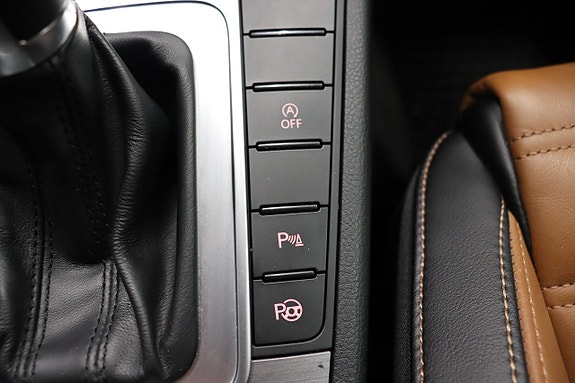 Volkswagen Passat 22 of 30
