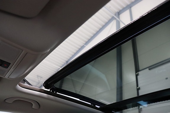 Volkswagen Passat 28 of 30
