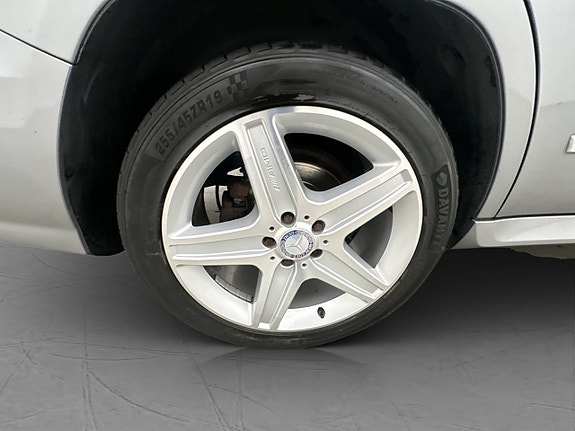 Mercedes-Benz GLK220 27 of 28