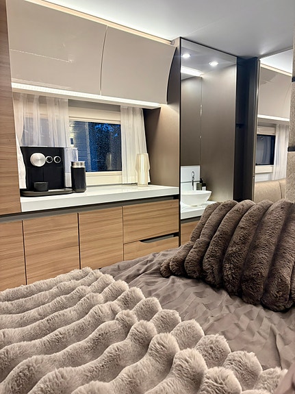 Adria Alpina 763 UK 9 of 11