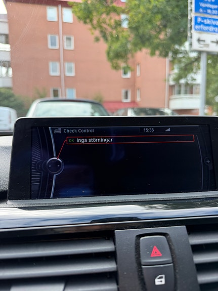 BMW 330d 11 of 11