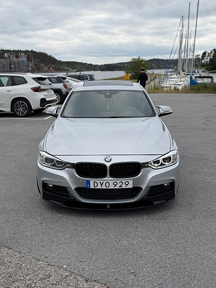 BMW 330d 5 of 11