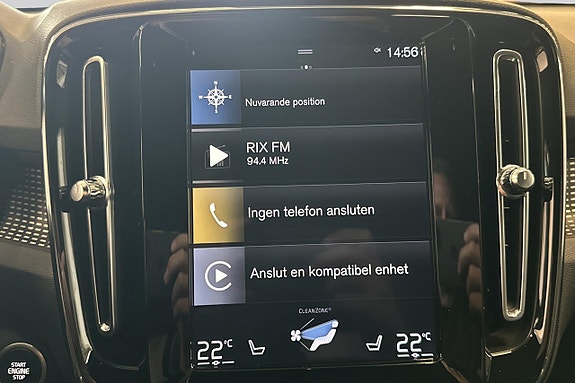 Volvo XC40 11 of 21
