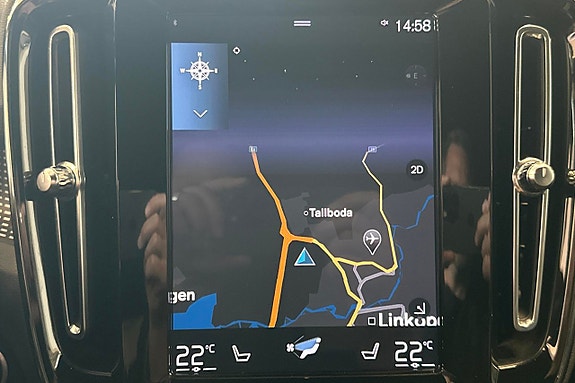 Volvo XC40 19 of 21
