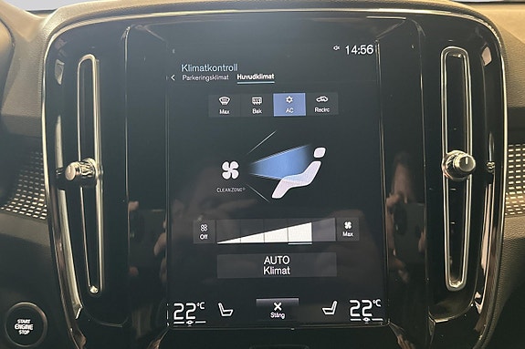 Volvo XC40 13 of 21
