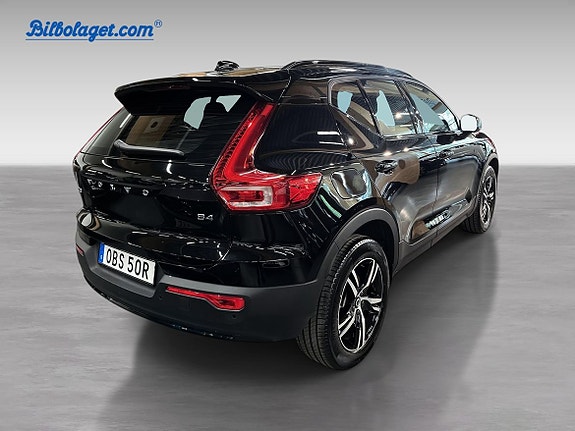 Volvo XC40 6 of 16