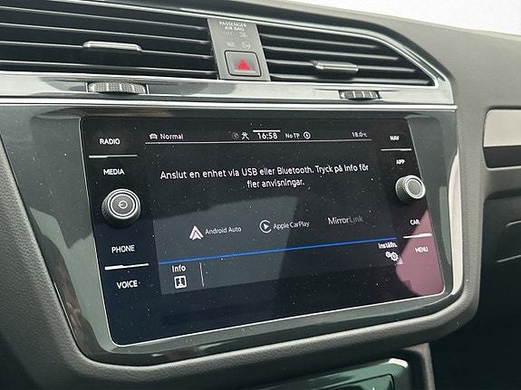 Volkswagen Tiguan 22 of 30
