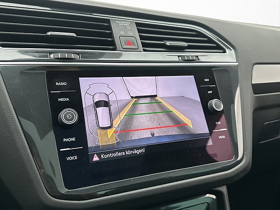 Volkswagen Tiguan 21 of 30