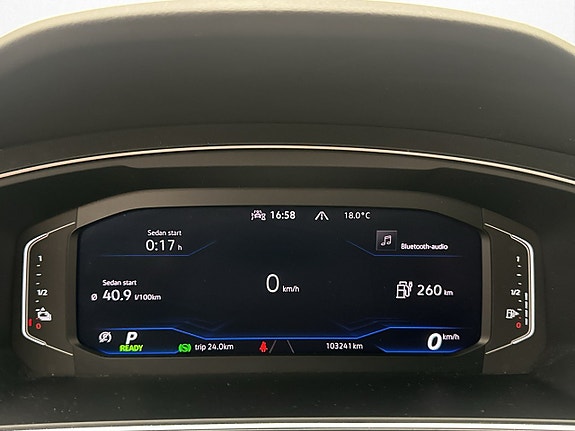 Volkswagen Tiguan 18 of 30
