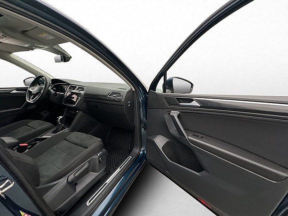 Volkswagen Tiguan 27 of 30