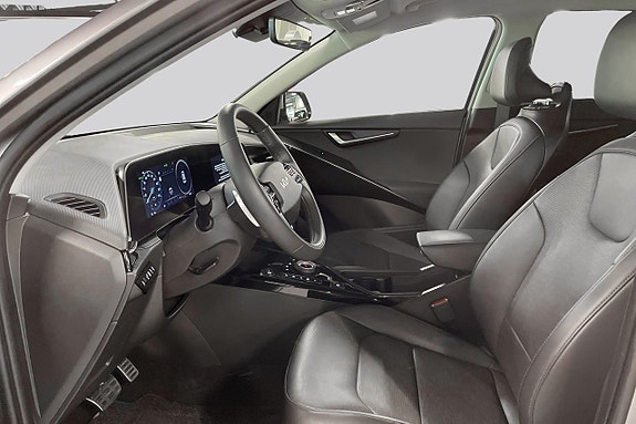 Kia Niro 10 of 27