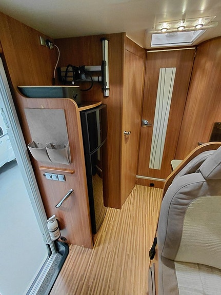 Adria Coral S 690SC 5 of 12