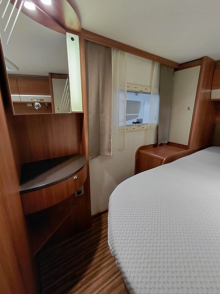 Adria Coral S 690SC 8 of 12