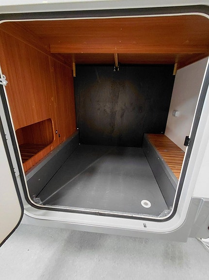 Adria Coral S 690SC 12 of 12