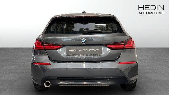 BMW 118i 7 of 13