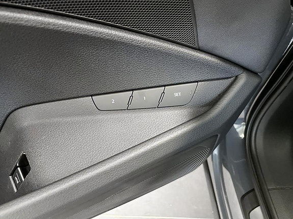 Audi Q8 e-tron 15 of 16