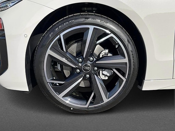 Audi A6 8 of 18