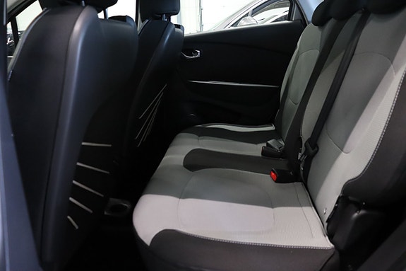 Renault Captur 9 of 24