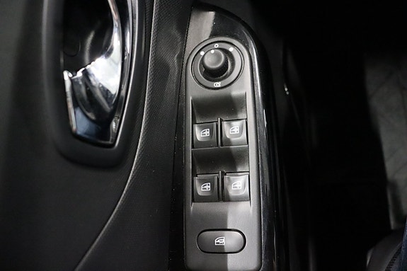 Renault Captur 17 of 24