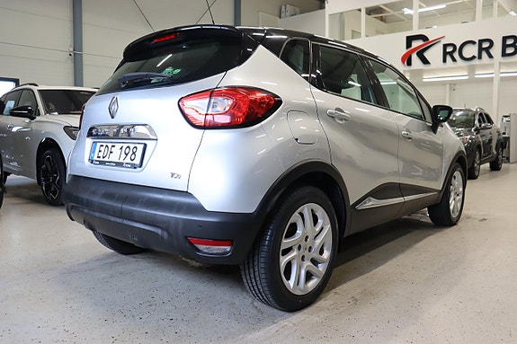 Renault Captur 5 of 24