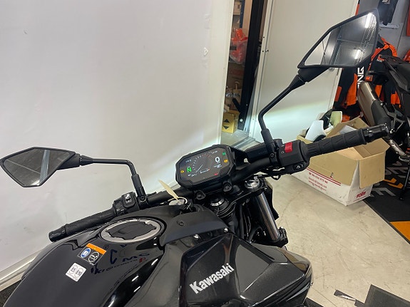 Kawasaki Z650S "Endast 24mil och Absolut nyskick" 4 of 6