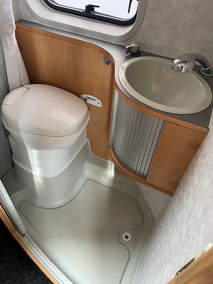 Adria Twin 11 of 11