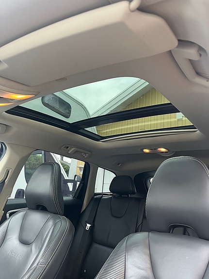 Volvo XC60 7 of 10