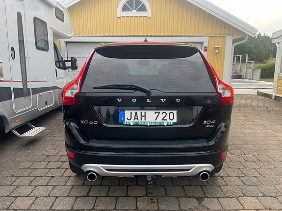 Volvo XC60 4 of 10