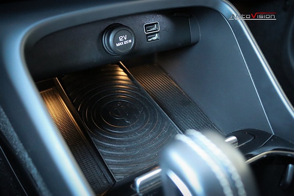 Volvo XC40 16 of 30