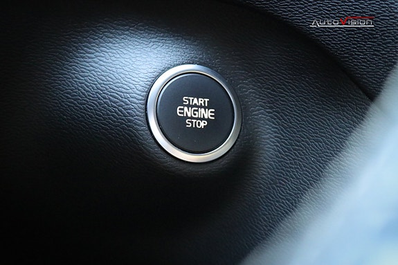 Volvo XC40 26 of 30