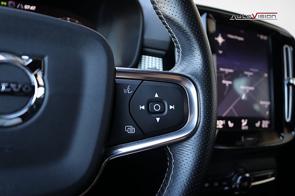 Volvo XC40 25 of 30
