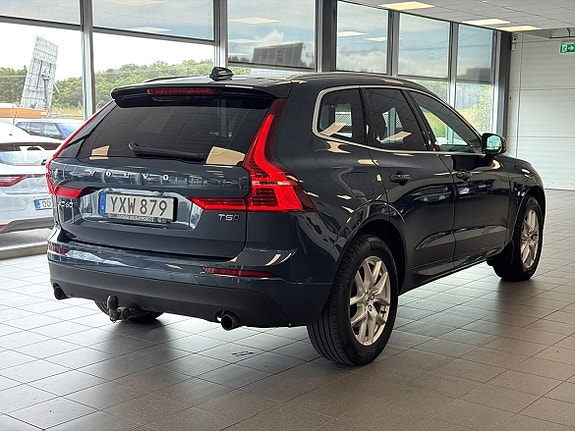 Volvo XC60 3 of 25