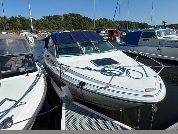 Sea Ray 220 OV 3 of 5