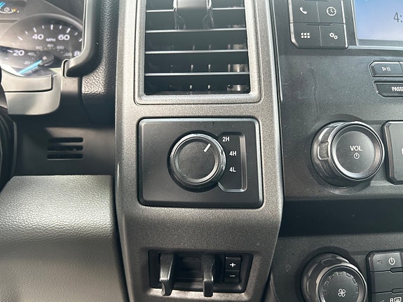 Ford F-250 17 of 25