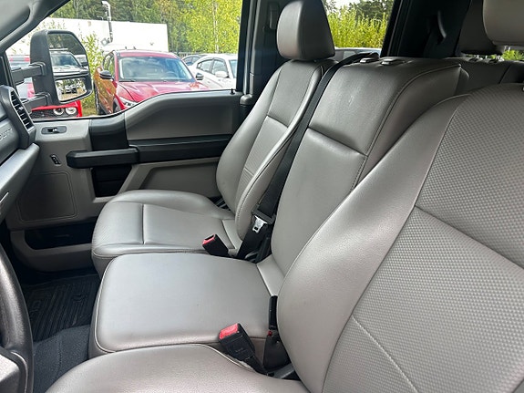 Ford F-250 19 of 25