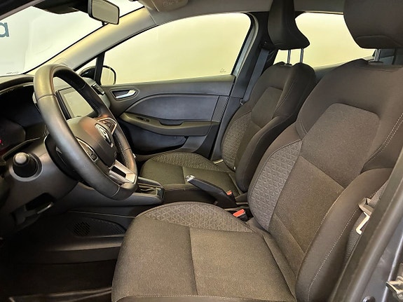 Renault Clio 9 of 15