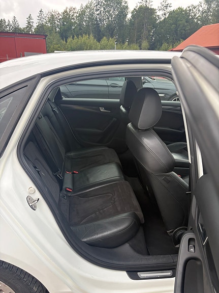 Audi A4 5 of 6