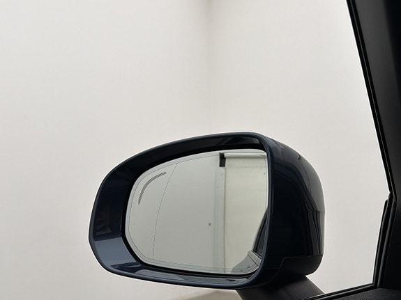 Volvo V90 Cross Country 24 of 30