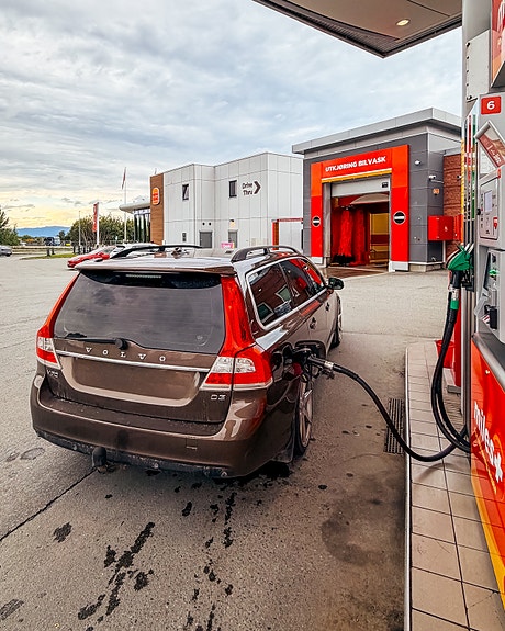 Volvo V70 8 of 10