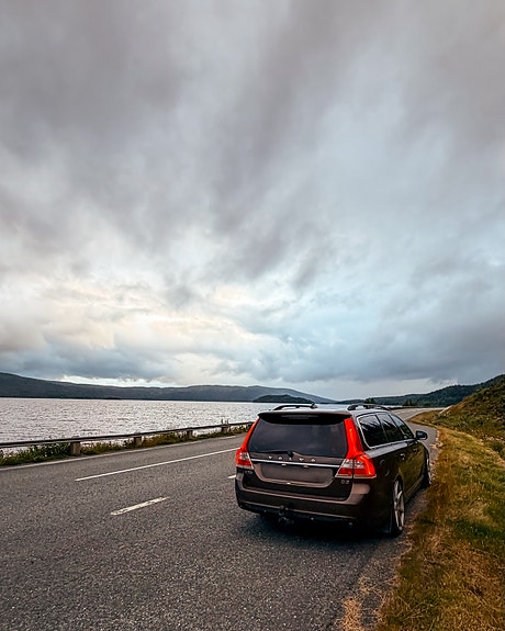 Volvo V70 3 of 10